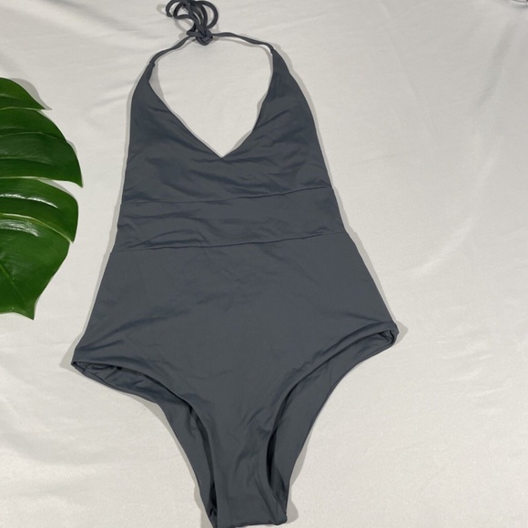 NEW Tavik [ XS ]‎ Chase Deep V-Neck One-Piece Swimsuit Turbulence Grey - Picture 3 of 11